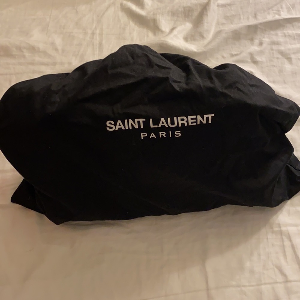 Authentic YSL Saint Laurent Cabas monogram in calfskin leather. Blue. - Picture 3 of 4